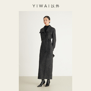 yiwai以外「斜影」时髦人复古做旧工艺系带，翻领显瘦皮衣外套女冬