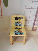 秋冬款男孩卡通小车，交通工具幼儿园塑料木椅靠背垫男宝，连体小坐垫