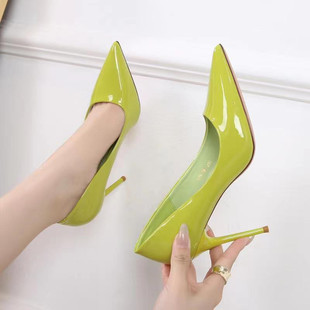 韩版公主简约尖头绿糖果色高跟女鞋2024春漆皮细跟小清新单鞋