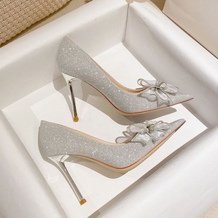 法式水晶鞋2023春秋银色，婚鞋水钻蝴蝶结尖头高跟鞋，女细跟单鞋