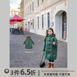 史豌豆(史豌豆)童装，女童绿色格子大衣，中长款2023冬季儿童连帽加绒外套