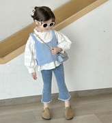 春季女童洋气穿搭儿童灯笼袖白衬衫，+蓝色针织，马甲+牛仔喇叭裤套装