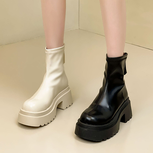 时尚部落厚底弹力白色韩系小短靴，子女2023年秋冬季瘦瘦短筒靴