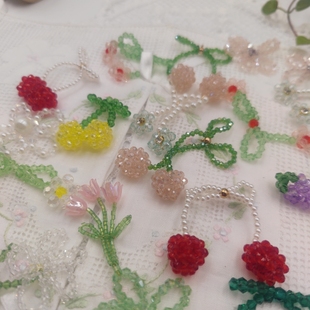 手工编织珍水晶珠花朵饰品辅料，耳环蝴蝶结服装，装饰diy配饰材料