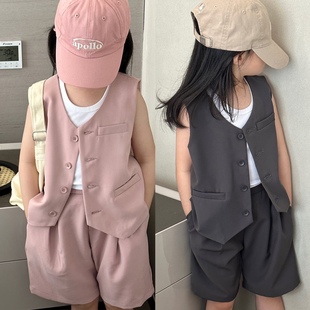 夏季儿童马甲套装，2024女童韩版套装童装西服，马甲短裤2件套潮