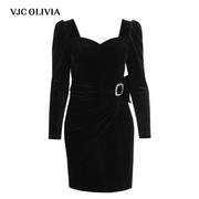 vjcolivia2023秋冬法式黑色，丝绒方领连衣裙高腰包(高腰包)臀裙女装
