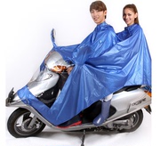 姜太公摩托车双人雨披男女加大厚电动车全塑胶，防水防暴雨成人时尚