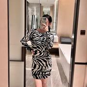 高品质裙子杜嘉纳(杜嘉纳，)黑白斑马纹印花前后正反两面穿真丝连衣裙短