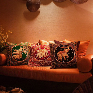 东南亚风格布艺抱枕，泰国手工绣珠大象腰枕靠枕，家用沙发靠垫含芯