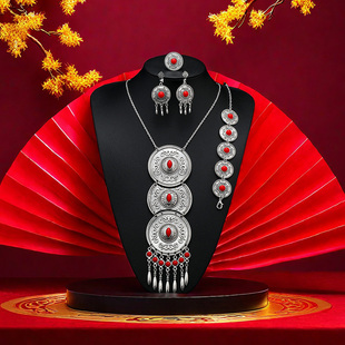 广西壮族民族舞蹈表演项链手链耳环旅拍服饰首饰四件套组合装