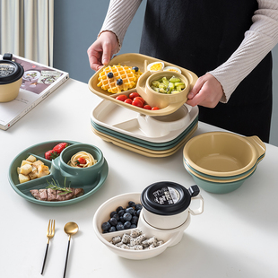 日本进口减脂餐专用211分格餐盘食品级塑料食堂打饭一人食带汤碗