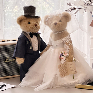 一对婚车压床娃娃婚房情侣，婚纱关节泰迪熊，公仔玩偶高档结婚礼物