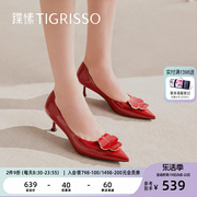 蹀愫新中式漆皮尖头，细高跟浅口红色，婚鞋单鞋女ta32119-12