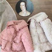 韩国进口秋冬女童高品质加绒加厚夹棉花边翻领，菱格公主保暖棉服