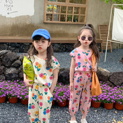 女童夏季套装韩版儿童花朵，无袖九分裤，两件套潮宝宝宽松姐妹装