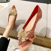 低跟红色婚鞋女中式秀禾水晶新娘鞋2024年气质平底单鞋不累脚