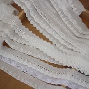 精美窄边小花朵白色，漂白单边纯棉布刺绣蕾丝花边，服装拼接装饰材料