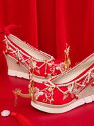 秀禾婚纱两穿婚鞋女内增高红色中式新娘鞋古风，秋冬高跟结婚绣花鞋