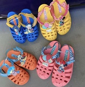 巴西本土品牌婴童迪斯尼米奇洞洞鞋男女童鞋包头外穿宝宝凉鞋