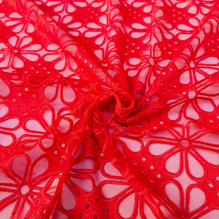 大红色电脑绣花欧根纱布料 夏季薄款连衣裙衬衣时装面料