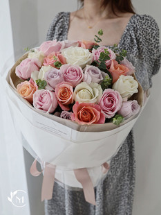 热恋南京鲜花花店，南京送花红玫瑰生日礼物订制鲜花，简约花束