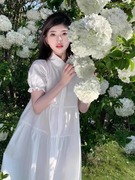 甜美泡泡袖宽松衬衫裙2024夏季绝美初恋森系公主白色连衣裙高级感