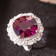 娜琴珠宝百搭时尚圆形款天然红碧玺戒指24.28ct，18k金配钻石镶嵌