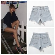 lisa同款牛仔短裤，女2022年夏季高腰浅蓝色破洞短裤，女a字热裤