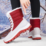 冬季中筒靴子防滑大码雪地靴女加绒保暖短靴，舒适平底户外棉鞋