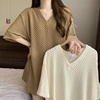 夏季韩版时尚纯色v领短袖t恤慵懒风百搭遮臀中长款上衣300斤大码