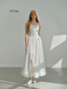 UNOSA原创设计空灵感缎面拼接网纱吊带清透大裙摆长款收腰连衣裙