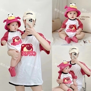 网红草莓熊亲子装夏装一家三口母子母女洋气纯棉2024短袖T恤