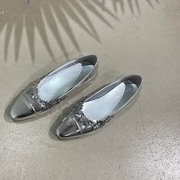 欧美风女鞋2023秋季银色漆皮花饰淑女尖头鞋一脚蹬浅口单鞋女