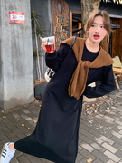 黑色连衣裙女披肩设计感2024韩版复古休闲时尚宽松卫衣长裙