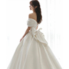 超仙一字肩婚纱2023新娘法式缎面高级出门纱拖尾迎宾礼服白色