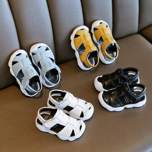 宝宝幼童凉鞋护脚1-3岁真皮包头防滑男夏季机能4轻便学步鞋10个月