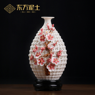 东方泥土 陶瓷传统手工捏花花瓶摆件 家居电视柜装饰品梅花滴水瓶