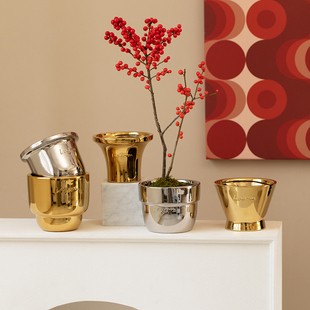 北欧轻奢ins电镀金色银色陶瓷花盆花瓶摆件简约创意个性盆栽盆器