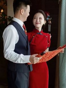 新中式红色旗袍新娘结婚回门敬酒服2023年夏季订婚礼服裙开叉