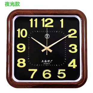 上海钟表方形夜光挂钟，卧室客厅静音挂表立体大数字3d时尚石英钟