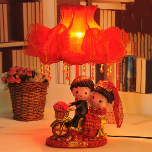 卧室婚庆台灯红色婚房床头灯创意结婚礼物实用中式树脂新婚