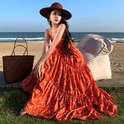三亚旅游沙滩裙波西米亚长裙高级感显白海边度假碎花挂脖连衣裙女