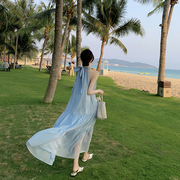 设计感小众蓝色挂脖露背系带超仙大摆吊带长裙海边度假拍照连衣裙