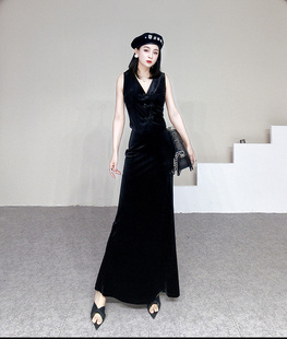 设计款新中式国风盘扣黑色女士马甲半身裙两件套气质显瘦马夹套装