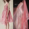 粉色锦纶皱布 微肌理透视纱礼服时装创意背景特殊服装设计师面料