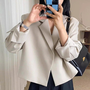 韩国chic秋季小众高级感西装领一粒扣宽松经典百搭长袖西服外套女