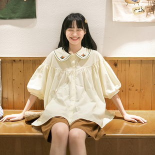 小雨良品日系奶甜泡泡袖，绣花娃娃领衬衫，女夏季小个子韩版上衣学生