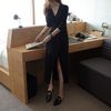 赫本风法式裹身裙系带2024夏季明星同款黑色修身裹胸一片式连衣裙