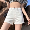 2022年白色卷边牛仔短裤女夏季薄款高腰小个子网红热裤显瘦