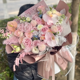 西安鲜花店同城速递玫瑰向日葵百合花束礼盒女友生日表白纪念求婚